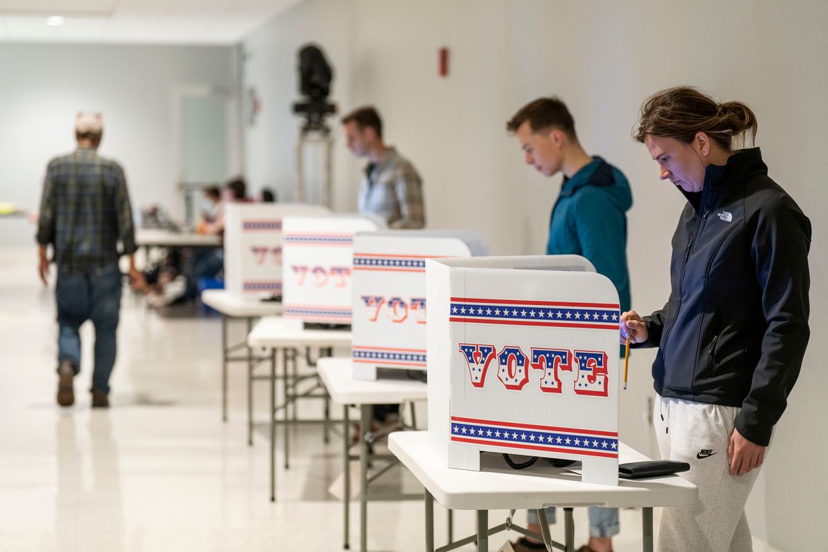 Voters cast their ballots at an early-voting polling location in Milwaukee on Saturday. (Sara Stathas for The Washington Post)