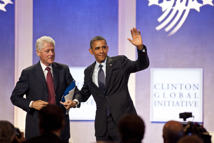 Bill and Barack during the 2013&nbsp;Clinton Global Initiative. POTUS is steering clear again.&nbsp;(Ramin Talaie/Getty Images)</p>  