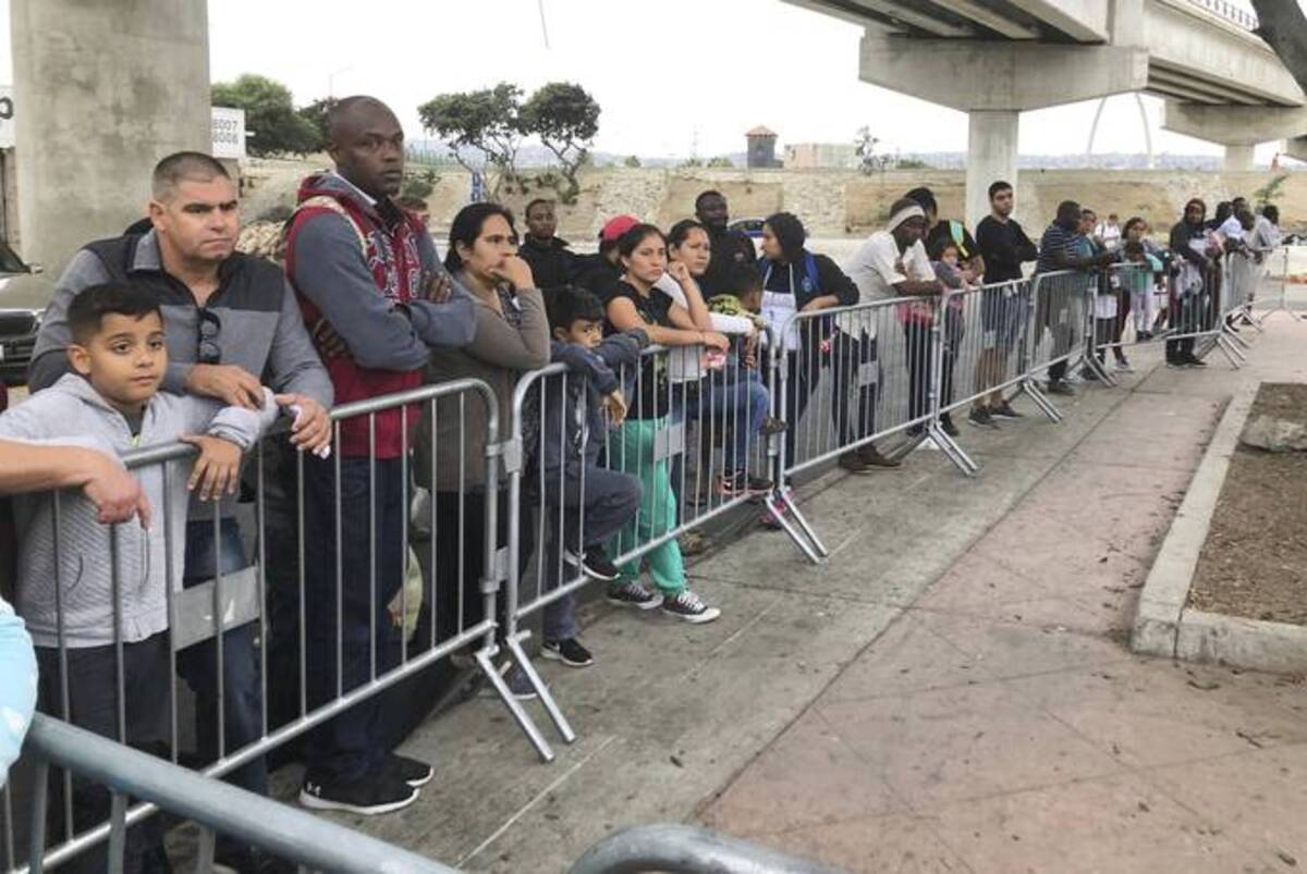 Migrants along the southern border may soon be returned, again, to Mexico. (Elliot Spagat/AP)