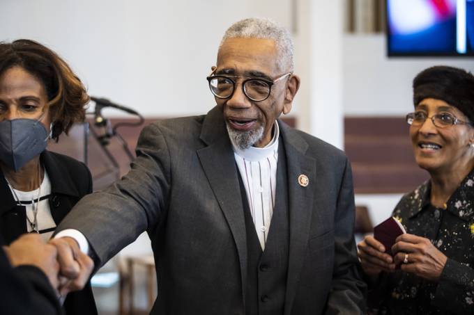 Rep. Bobby Rush (D-Ill.) greets supporters after announcing he will not be seeking a 16th term. (Ashlee Rezin/Chicago Sun-Times/AP)