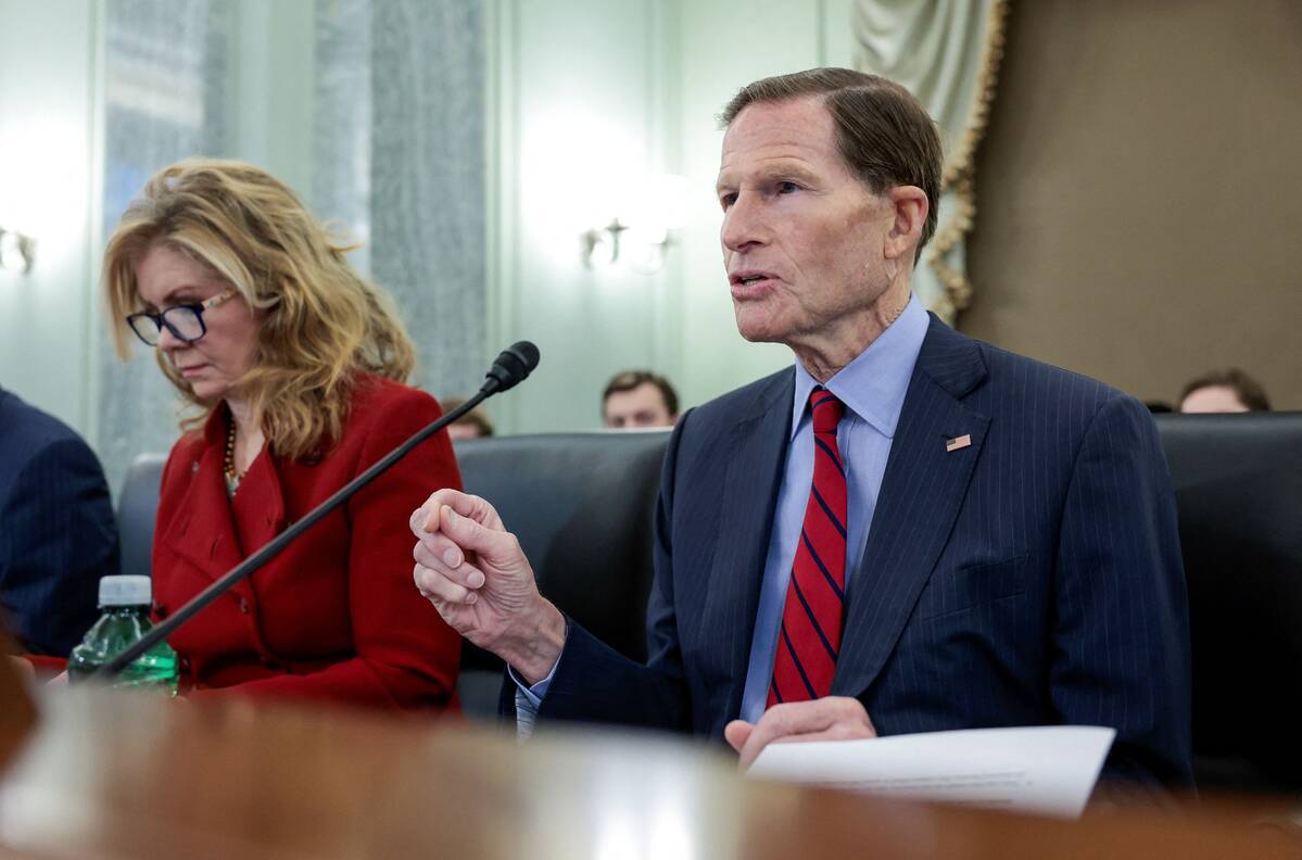 Sens. Richard Blumenthal (D-Conn.) and Marsha Blackburn (R-Tenn.) are leading the app store legislation. (Anna Moneymaker/Pool/Reuters)