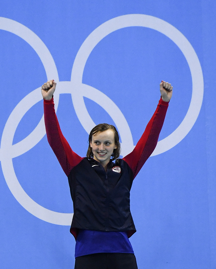 Katie Ledecky celebrates her gold medal in Rio De Janeiro.&nbsp;(Photo by Jonathan Newton/The Washington Post)</p>  