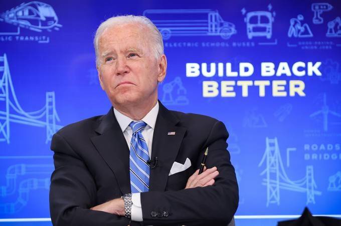 Biden meets virtually with governors, mayors, and other state and local elected officials to discuss the bipartisan infrastructure bill on Aug. 11. (Evelyn Hockstein/Reuters)