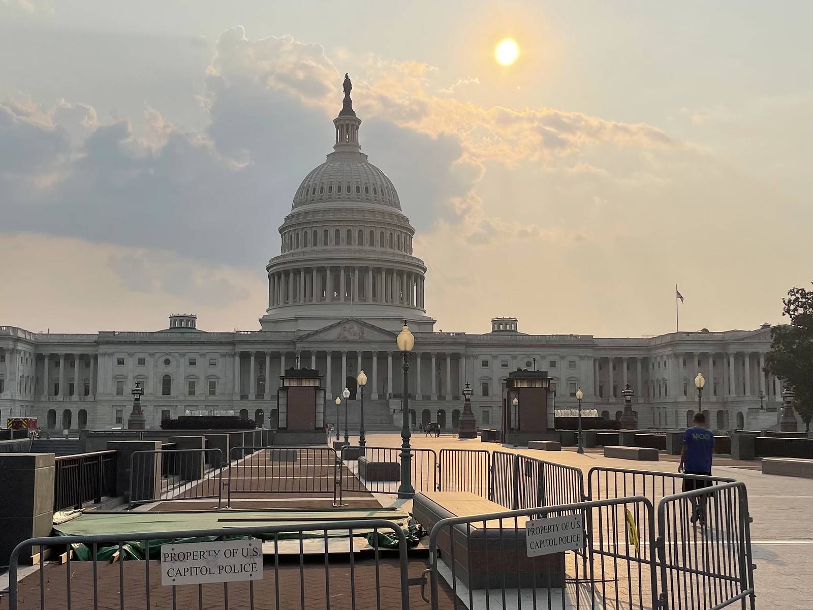 Hazy sunshine over the U.S. Capitol. (Brian Moulton/Flickr)