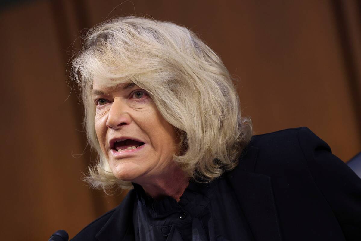 Sen. Cynthia M. Lummis (R-Wyo.) at a Senate Banking, Housing and Urban Affairs Committee hearing on Sept. 28. (Kevin Dietsch/Getty Images)