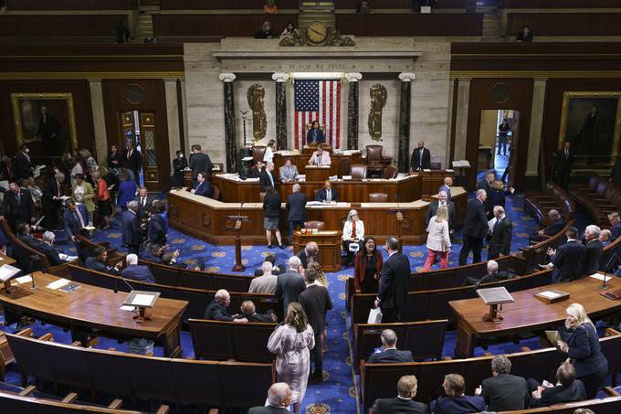 Members of the House of Representatives gather in the chamber to vote on creation of a select committee to investigate the Jan. 6 Capitol insurrection, at the Capitol on June 30. (J. Scott Applewhite/AP)