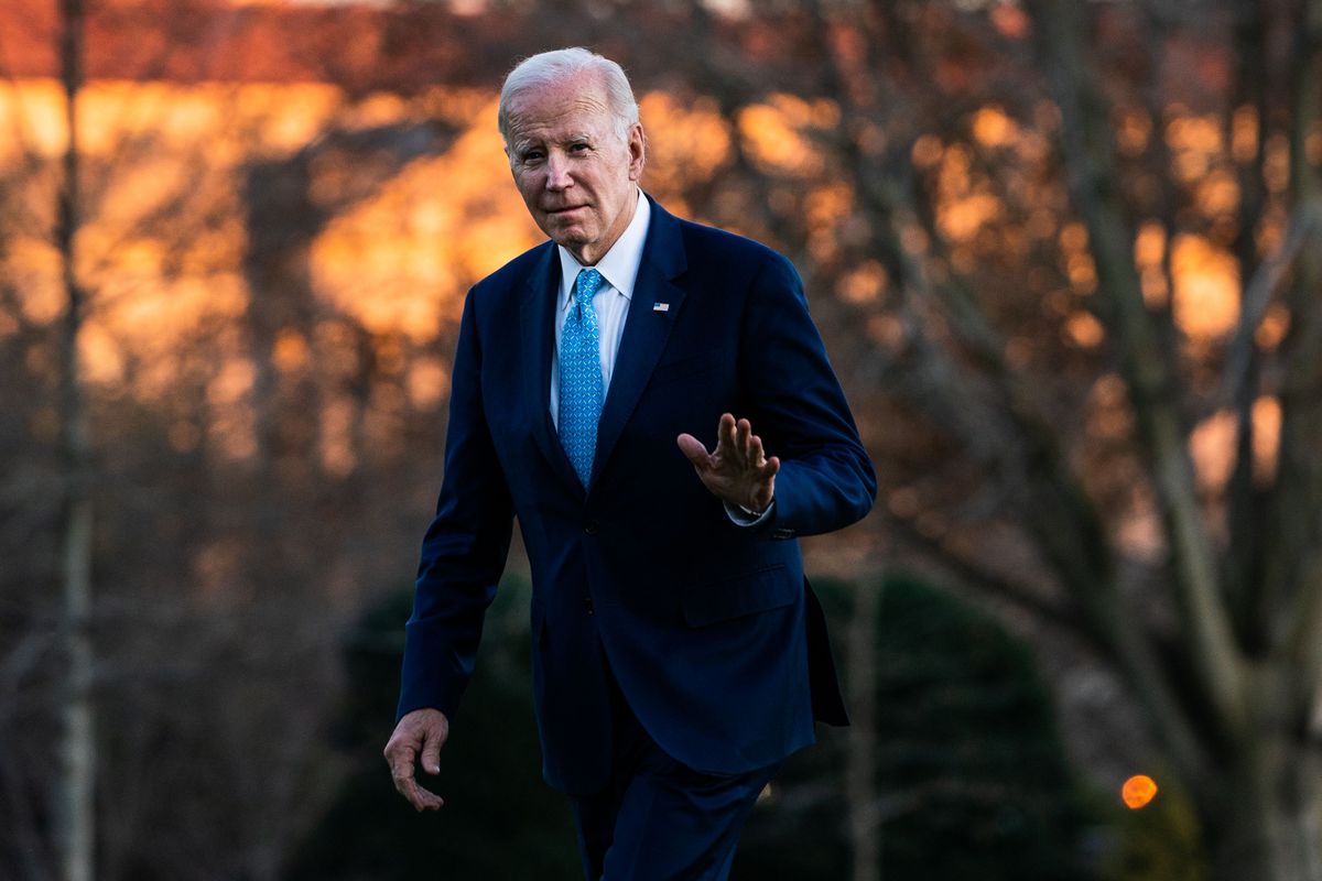 President Biden makes his way on the South Lawn of the White House on Tuesday after arriving via Marine One. (Demetrius Freeman/The Washington Post)