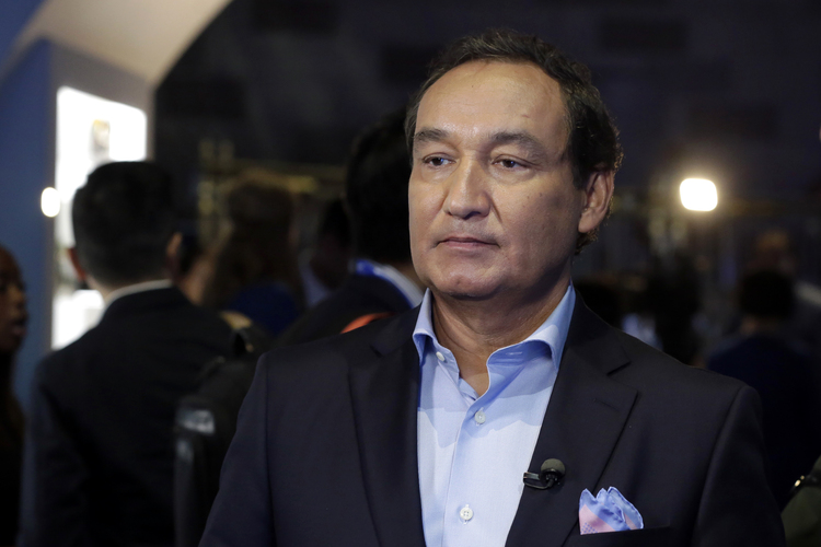 United CEO Oscar Munoz visits New York. (AP/Richard Drew)</p>