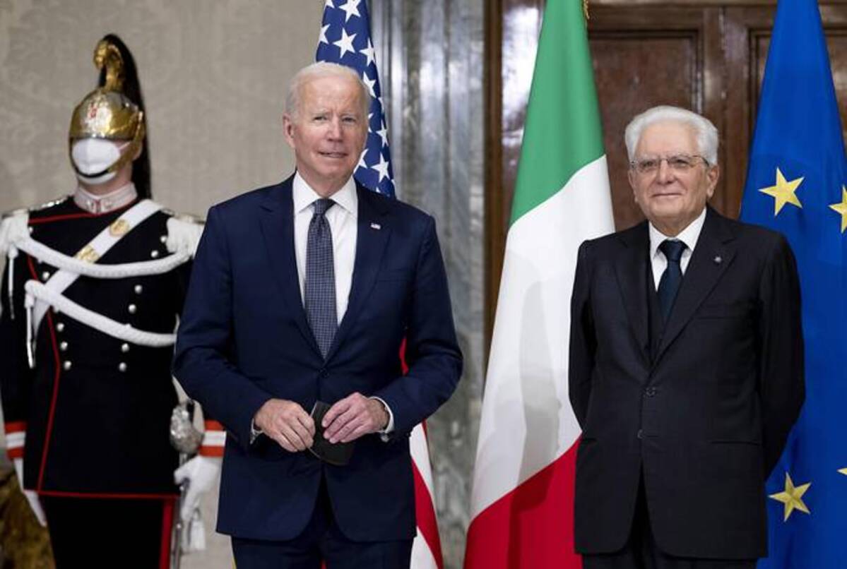 Italian President Sergio Mattarella, right, greets President Biden upon his arrival for their meeting at the Quirinale presidential palace in Rome. (Francesco Ammendola/Qurinal Press Office)