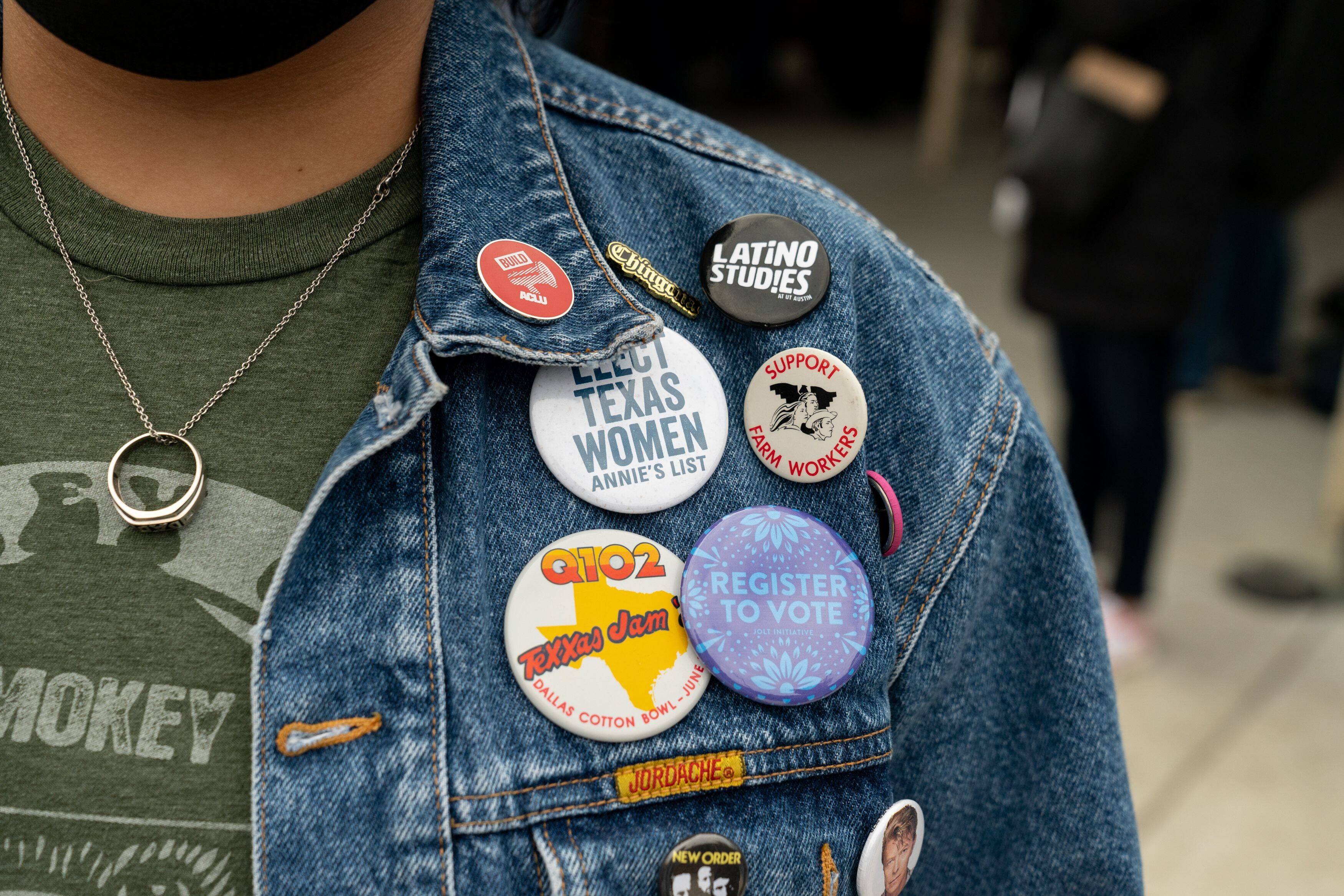 Supporters attend a rally with Rep. Alexandria Ocasio-Cortez (D-N.Y.) and congressional candidates Jessica Cisneros and Greg Casar in San Antonio. (Ilana Panich-Linsman for The Washington Post)