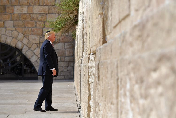 Donald Trump visits the Western Wall in Jerusalem's Old City. (Mandel Ngan/AFP/Getty Images)</p>