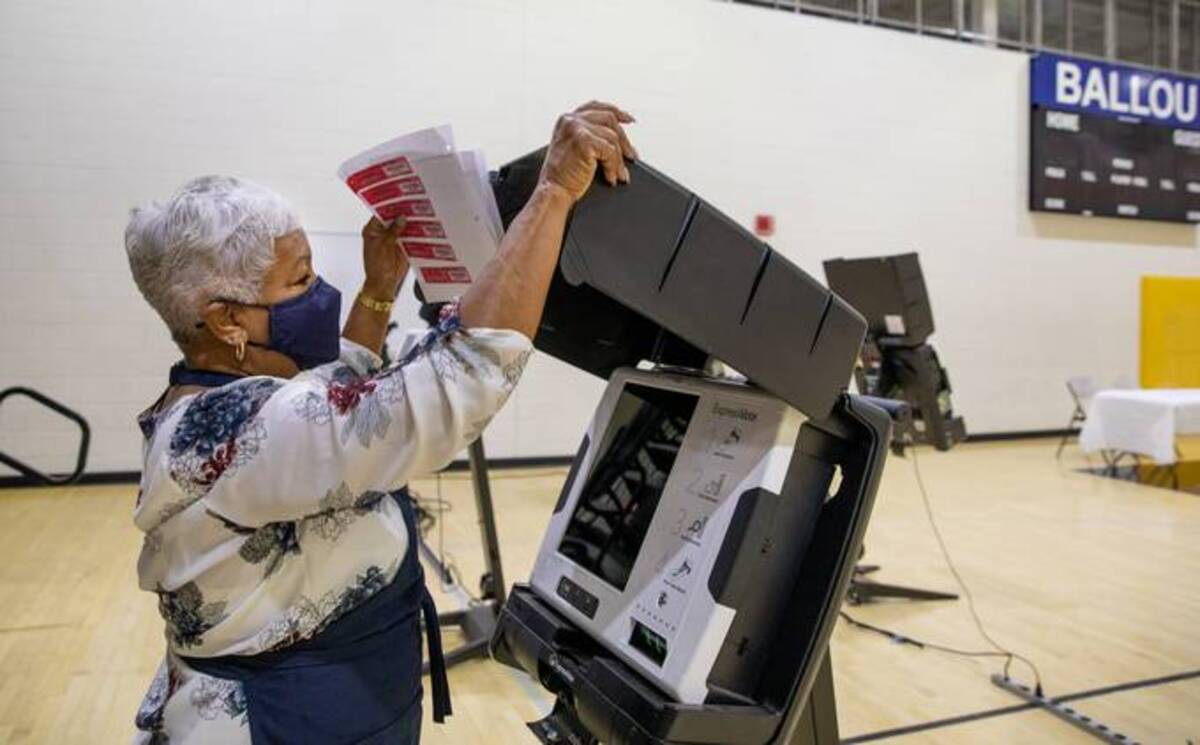The warning comes as officials prepare for midterm elections later this year. (Evelyn Hockstein for The Washington Post)