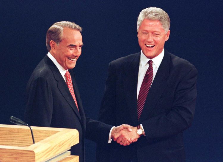 Bill Clinton and Bob Dole debate in&nbsp;October 1996. (Steven Jaffe/Reuters)</p>  