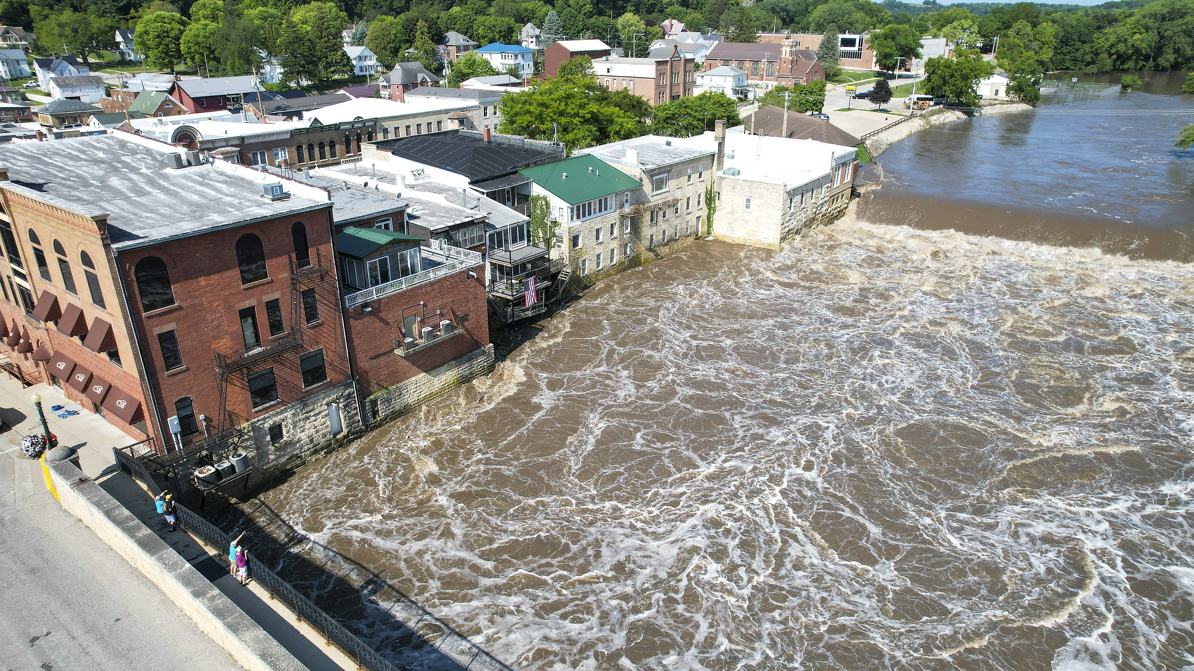 Recent flooding in Elkader, Iowa. (Dave Kettering/Telegraph Herald via AP)