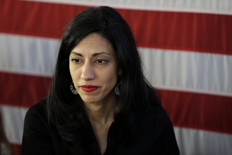 Huma Abedin (Seth Wenig/AP)</p>