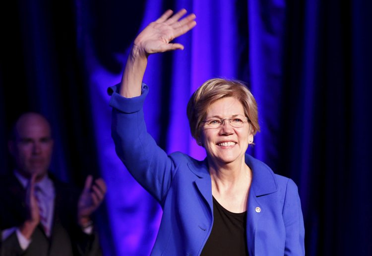 Elizabeth Warren (Reuters/Yuri Gripas/File Photo)</p>  