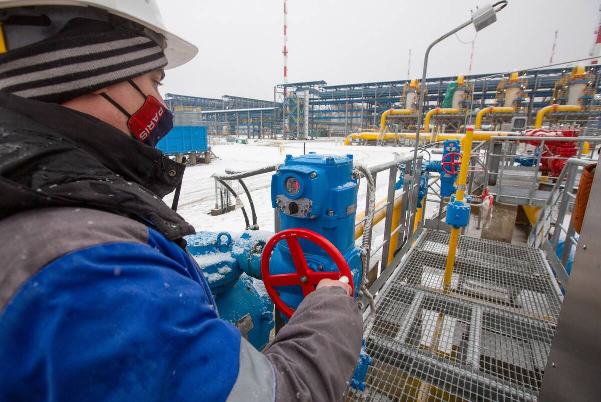 A worker at the Gazprom PJSC Slavyanskaya compressor station, the Russian starting point of the Nord Stream 2 gas pipeline. (Andrey Rudakov/Bloomberg News)