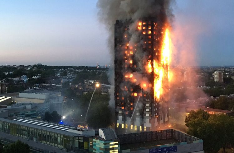 The fire at Grenfell Tower in West London. (AFP/Natalie Oxford)</p>  