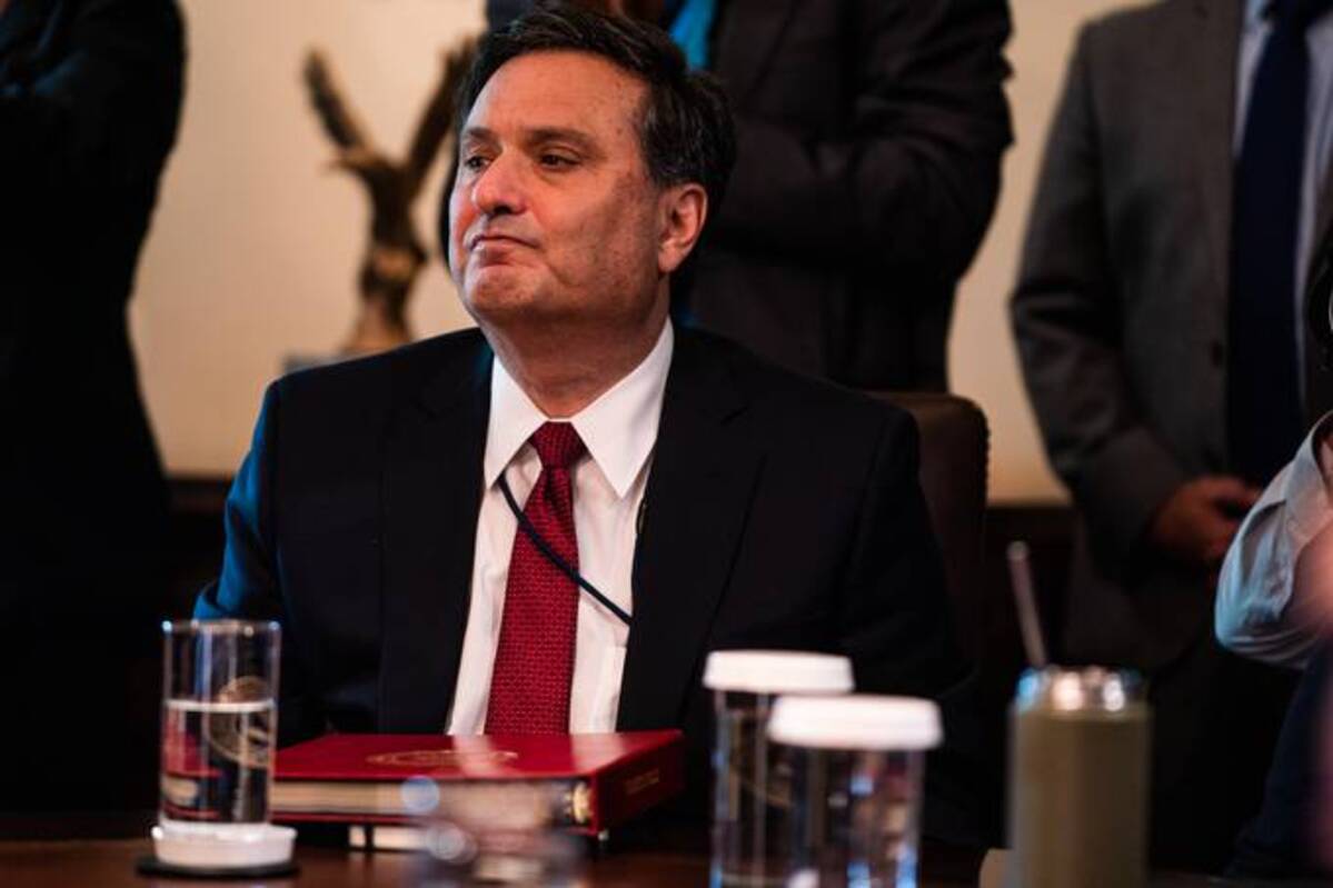 White House Chief of Staff Ron Klain has bigger problems than restarting production of Tab diet soda. (Photo by Demetrius Freeman/The Washington Post)