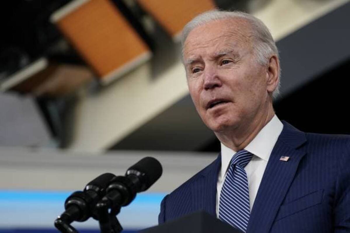 President Joe Biden speaks on the nation's supply chains in the Eisenhower Executive Office Building in Washington, D.C., U.S., on Wednesday, Dec. 1, 2021.(Ting Shen/Bloomberg)