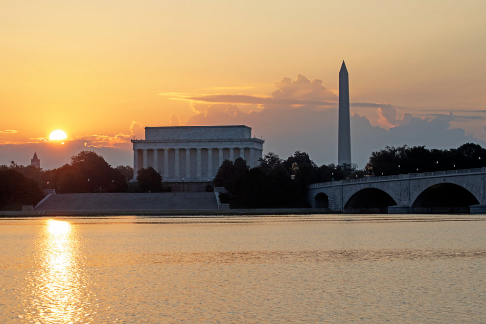 Sunrise at the Memorial Bridge on Sunday. (B RAK/Flickr)