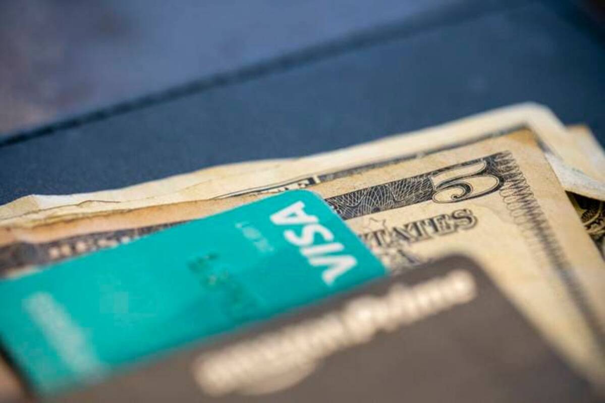 The legal opinion raises the cap on payments to as much as $599. (Jenny Kane/AP)