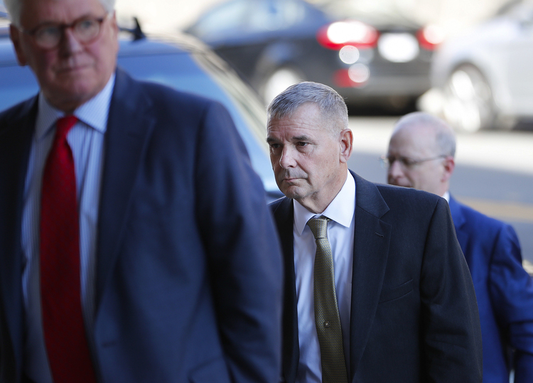 James Cartwright arrives at U.S. District Court in Washington. (Pablo Martinez Monsivais/AP)</p>  