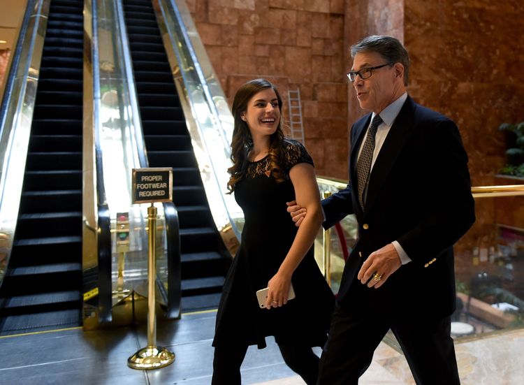 Rick Perry arrives at Trump Tower to meet with Trump. (Timothy A. Clary/AFP/Getty Images)</p>  