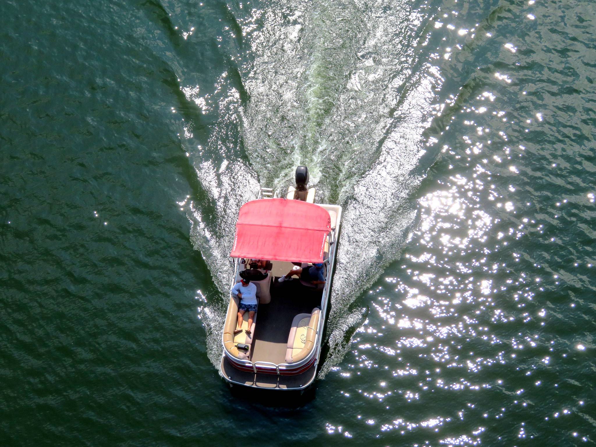 Cruising the Potomac River below the Key Bridge on a very hot Monday in Washington. (Jeff Vincent/Flickr)