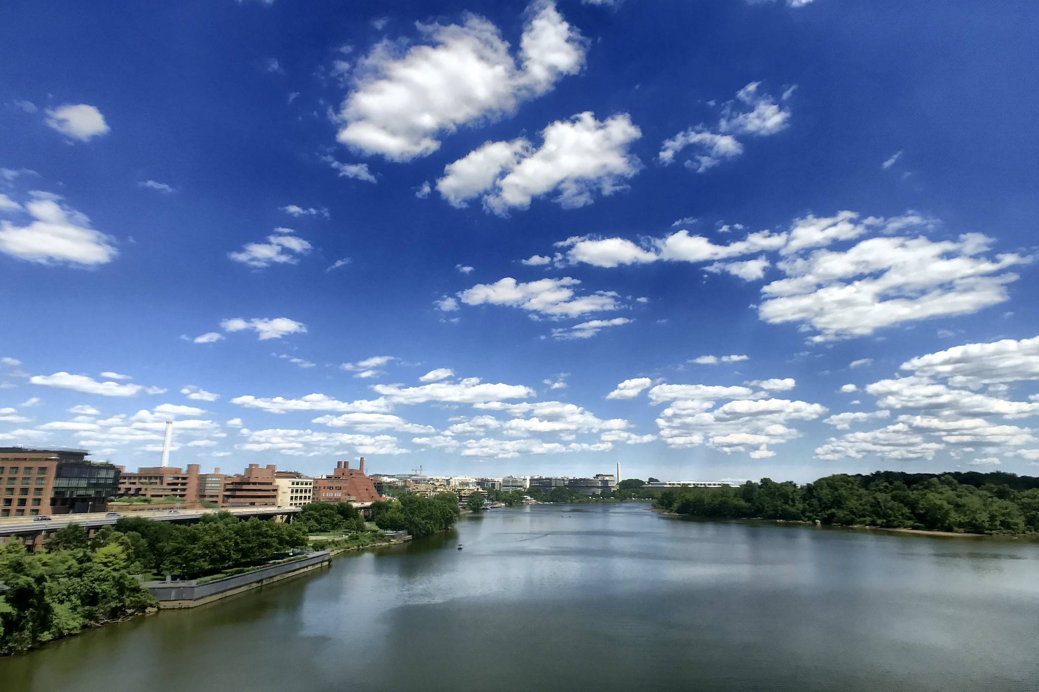 A brilliant blue sky over the Potomac River as seen from Key Bridge. (Jeff Vincent/Flickr)