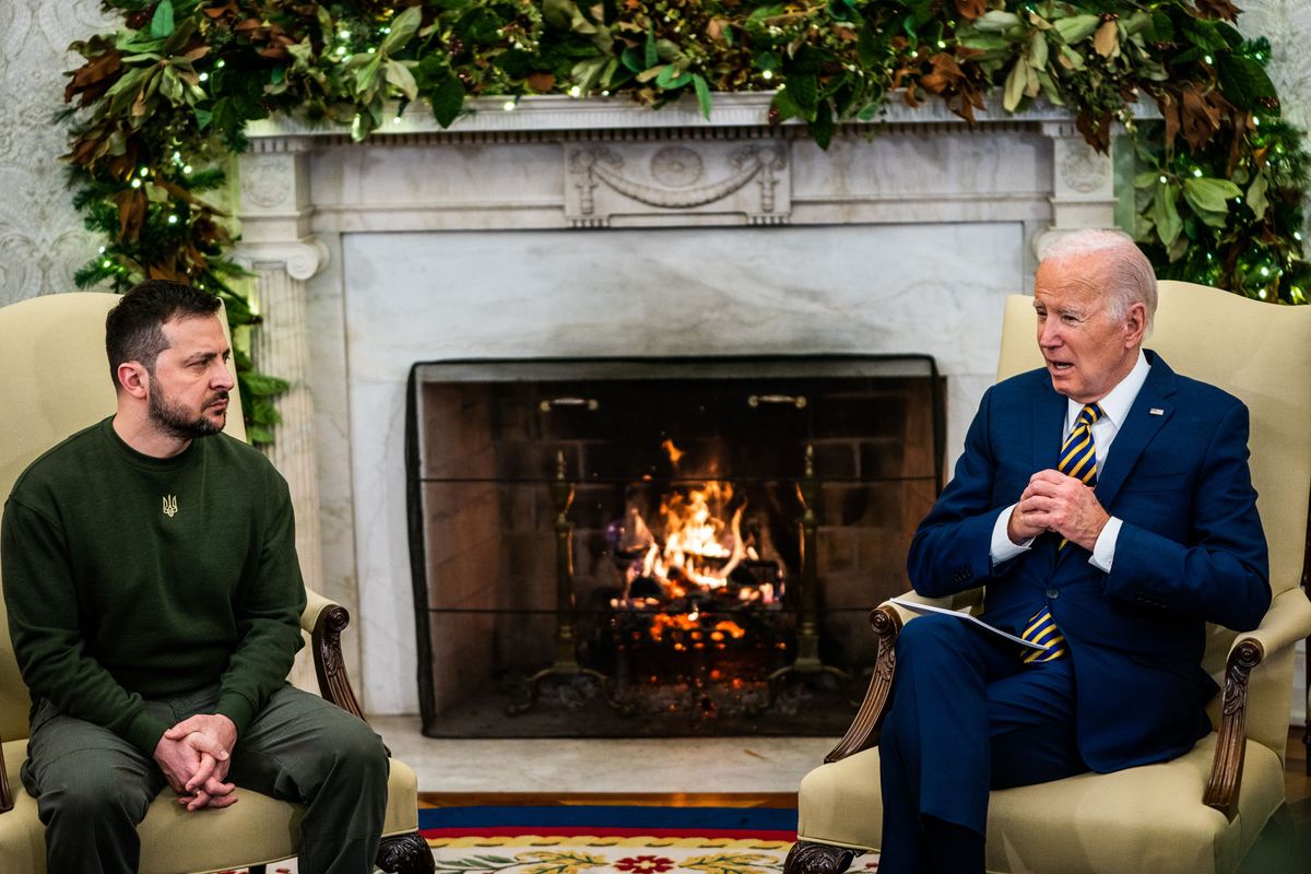President Biden and President of Ukraine Volodymyr Zelensky speak in the Oval Office of the White House on Dec. 21. (Demetrius Freeman/The Washington Post)