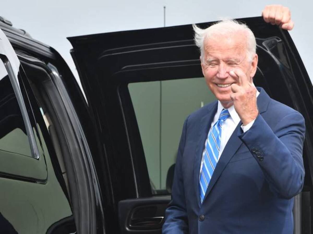 Biden after arriving to Chicago. (Nicholas Kamm/AFP)&nbsp;