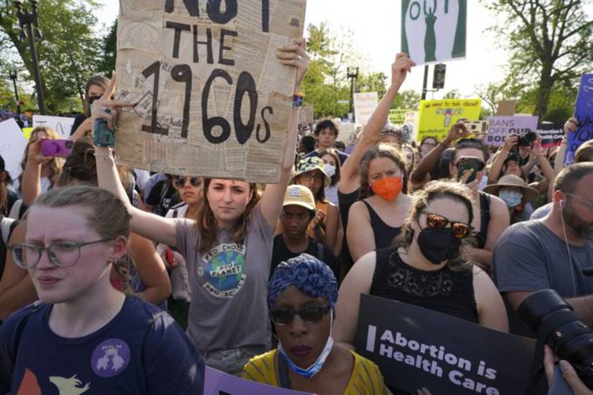 The leaked decision has prompted fears that people seeking abortions could be tracked if abortion becomes illegal in some states. (Bonnie Jo Mount/The Washington Post)