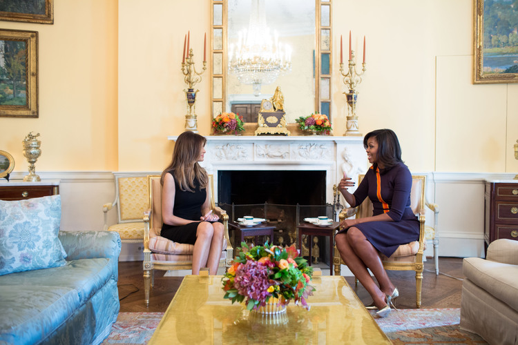 Michelle meets with Melania in the Yellow Oval Room. (Official White House Photo by Chuck Kennedy)&nbsp;</p>  