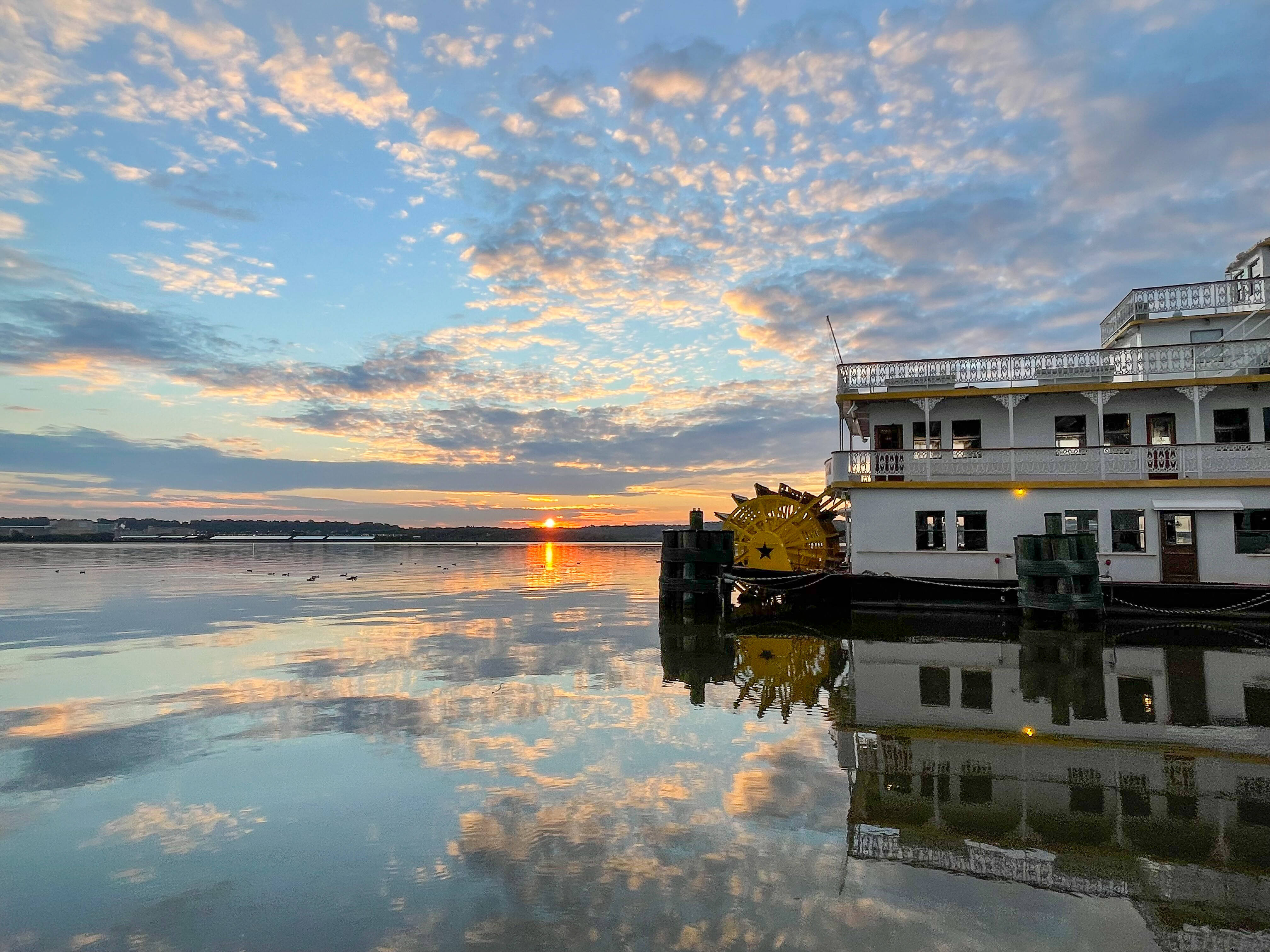 A beautiful sunrise and morning sky captured from Alexandria yesterday. (Lee M./Flickr)
