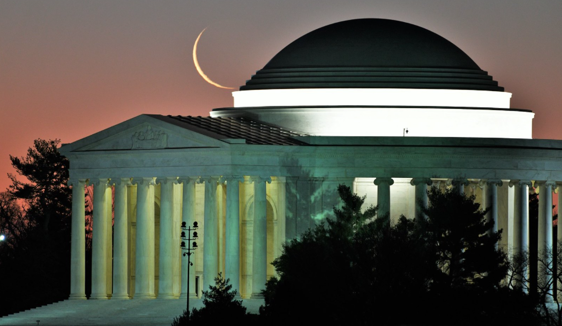 Crescent moon and the Jefferson Memorial on Sunday.