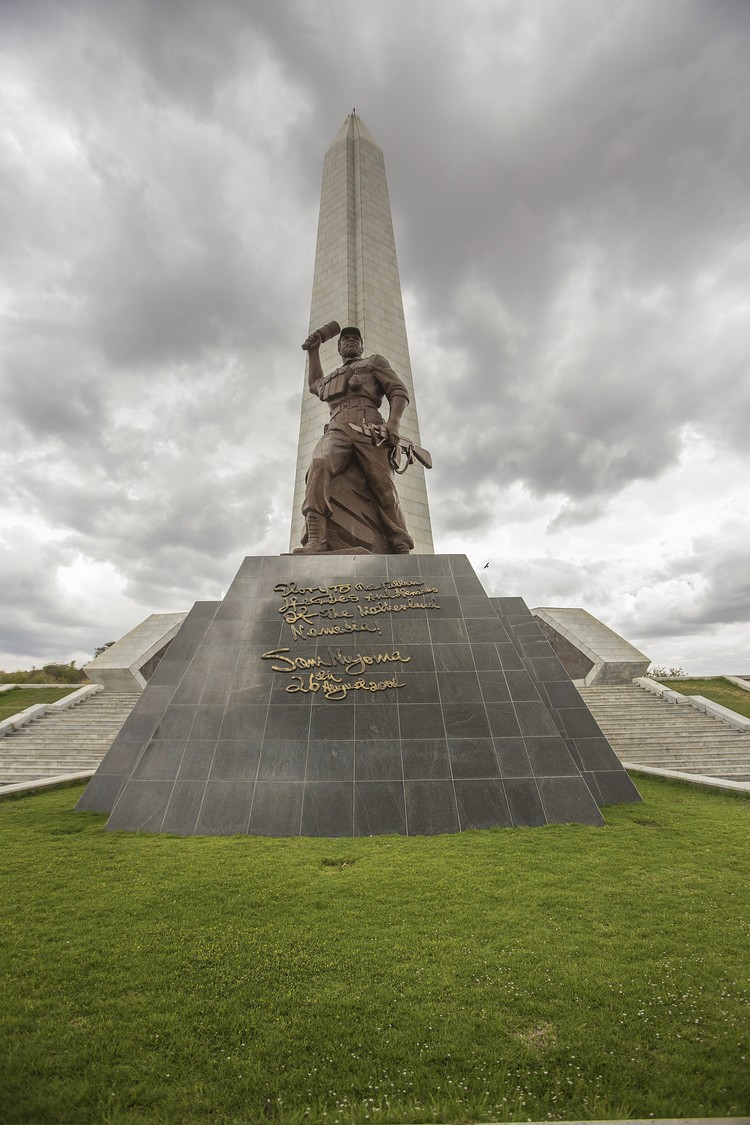 Memorial statues and graves of soldiers in Heroes Acre namibia. (Photo by: Hoberman/UIG via Getty Images)  