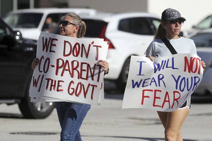 A protest outside a Broward County School Board meeting in Fort Lauderdale, Fla. (Amy Beth Bennett/South Florida Sun-Sentinel/AP)