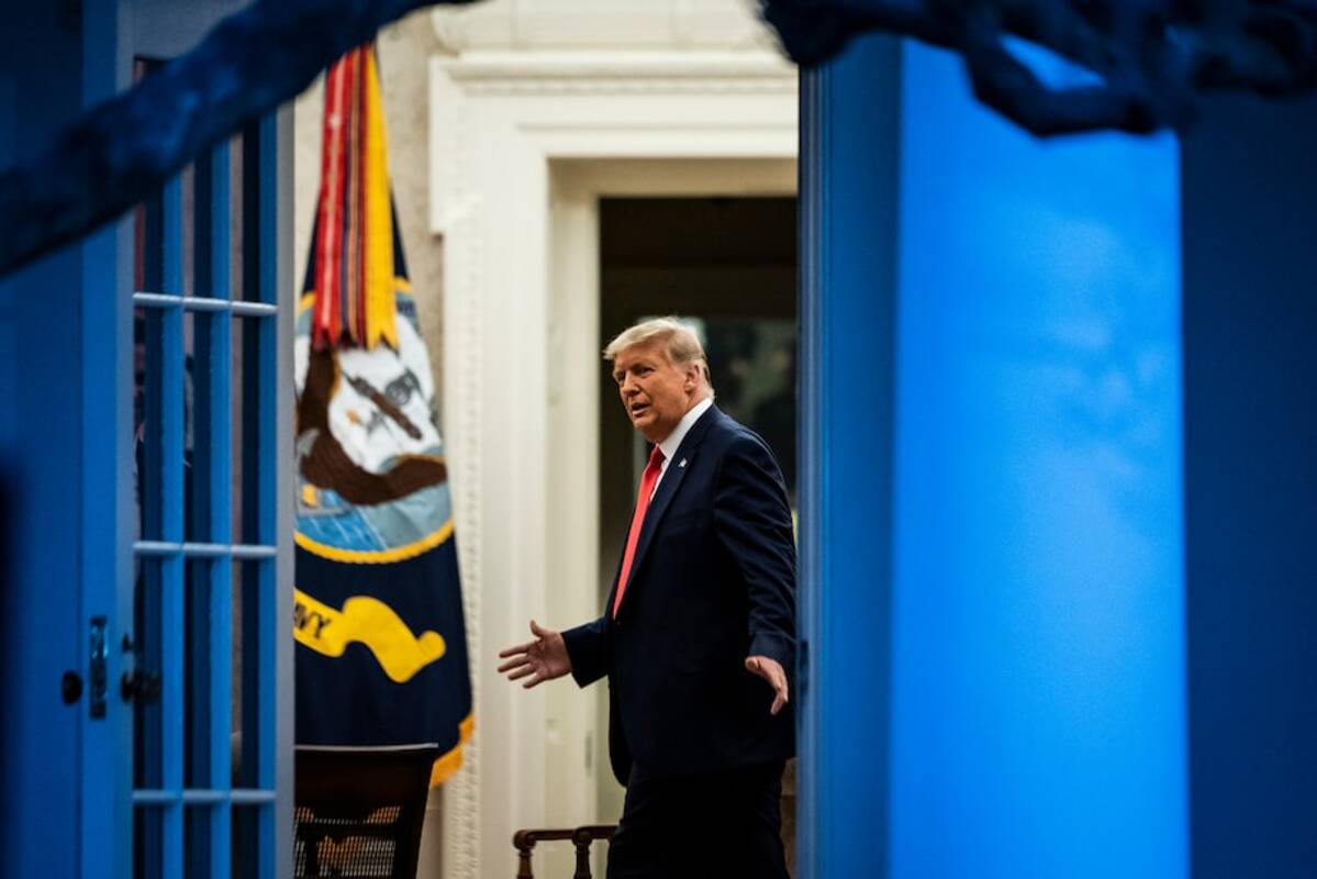 President Donald Trump talks with others in the Oval Office at the White House on Nov. 13, 2020. (Jabin Botsford/The Washington Post)