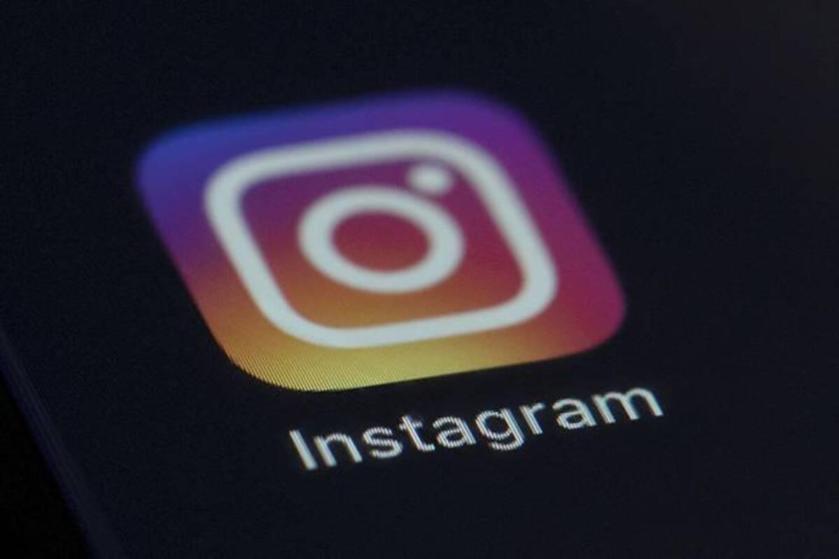 Consumers most frequently named Instagram and Facebook as the places where the scams were advertised, the FTC said. (Jenny Kane/AP)