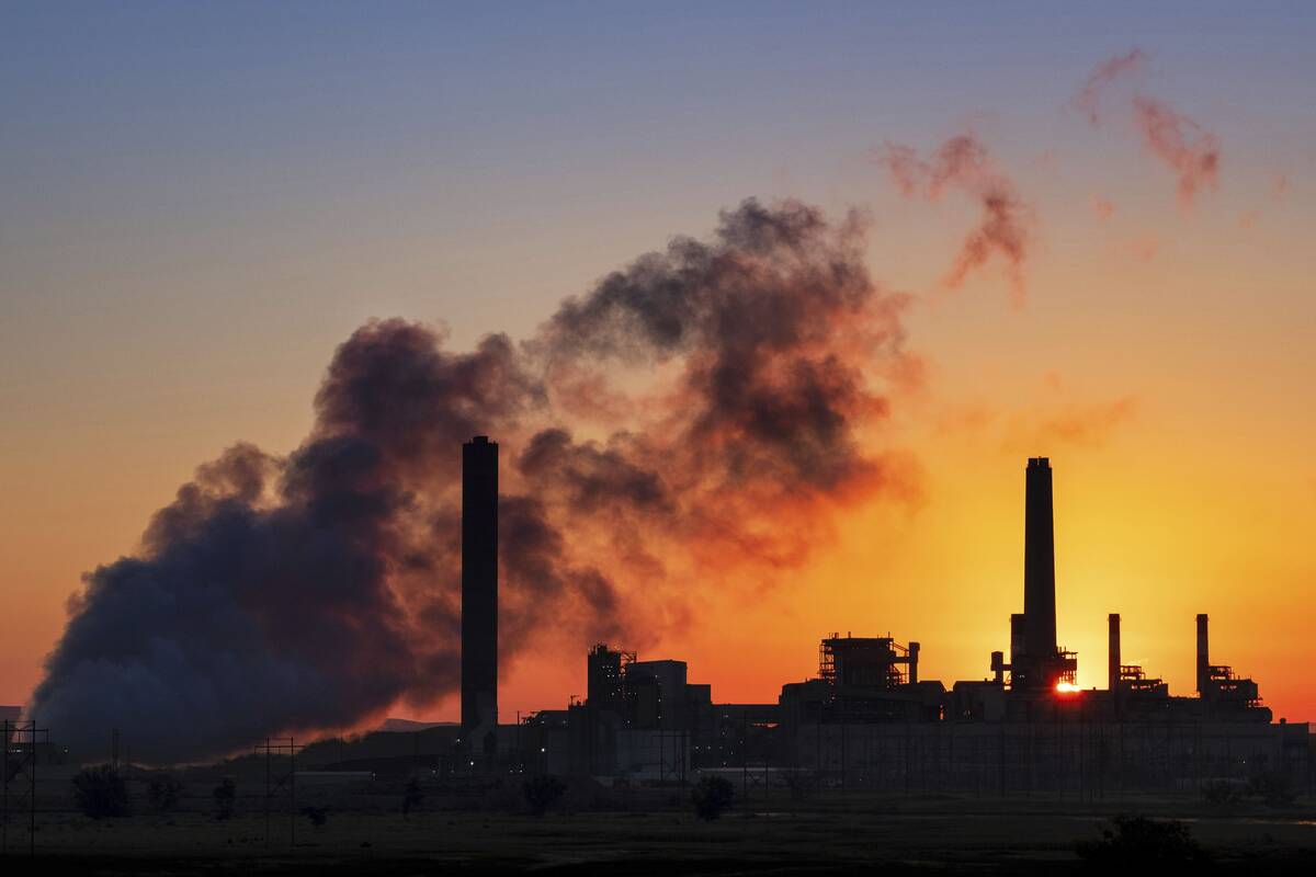 The Dave Johnston coal-fired power plant in Glenrock, Wyo. (J. David Ake/AP)