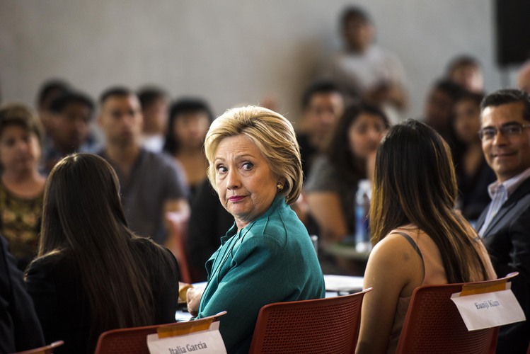 Hillary visits Los Angeles Mission College Culinary Arts Institute in Sylmar&nbsp;on Saturday.&nbsp;(Photo by Melina Mara/The Washington Post)</p>  