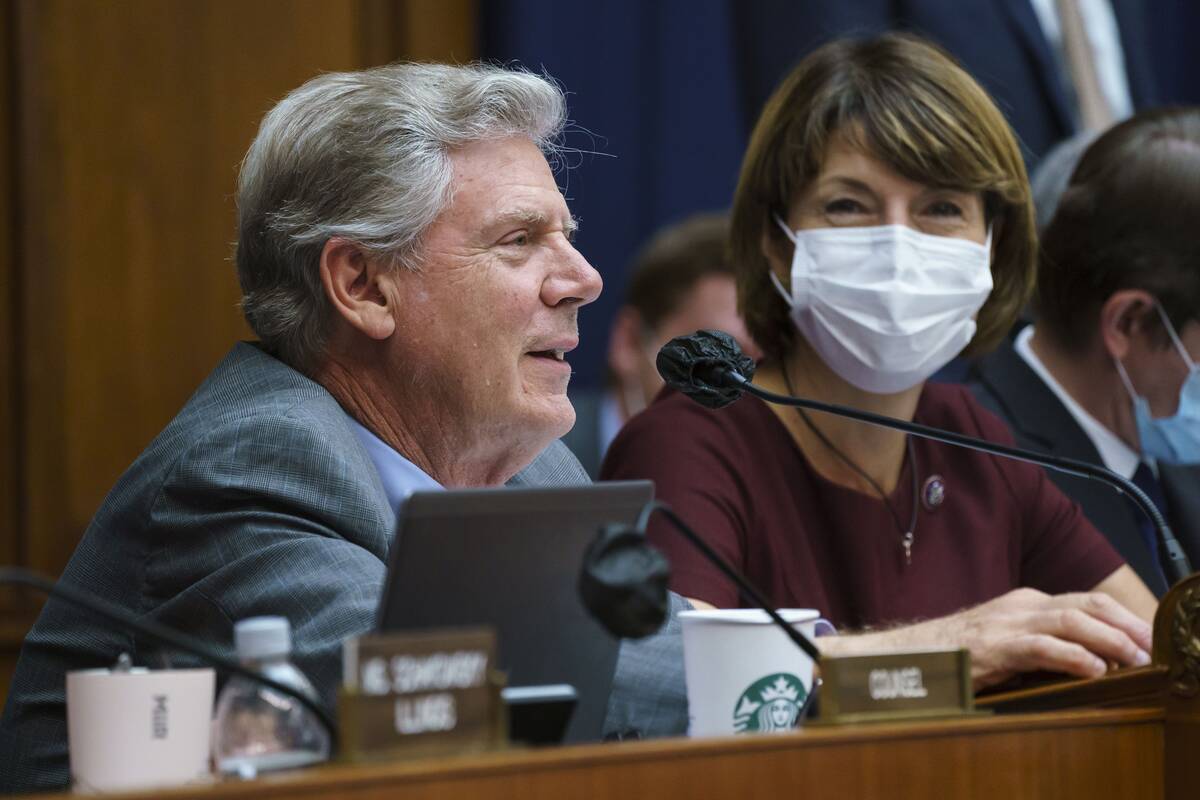 House Energy and Commerce Chairman Frank Pallone Jr. (D-N.J.) with Rep. Cathy McMorris Rodgers (R-Wash.) at a committee meeting on Capitol Hill on Sept. 15. (J. Scott Applewhite/AP)